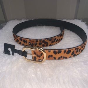Leopard print belt